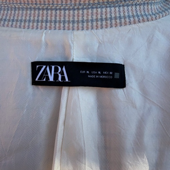 Zara  Plaid Double-Breasted Blazer - Picture 7 of 8